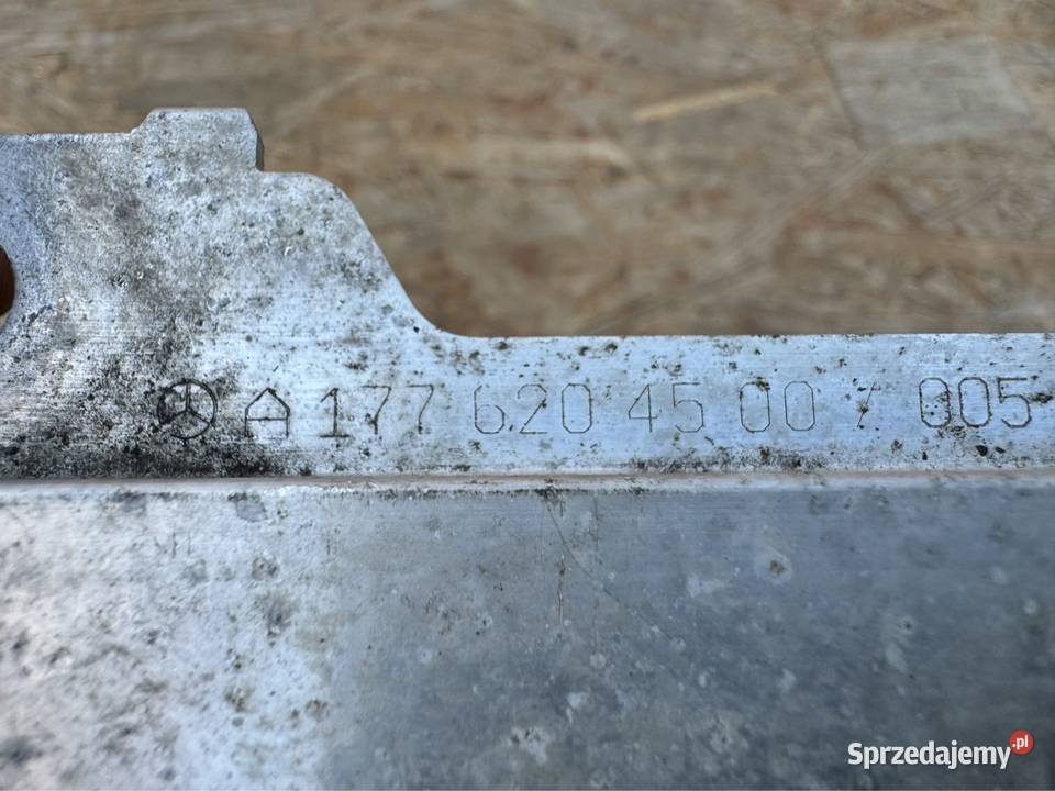 Dolna belka zderzaka przód pod chłodnicę w177 Rok produkcji 2021 Wzmocnienia, belki i wsporniki Międzychód