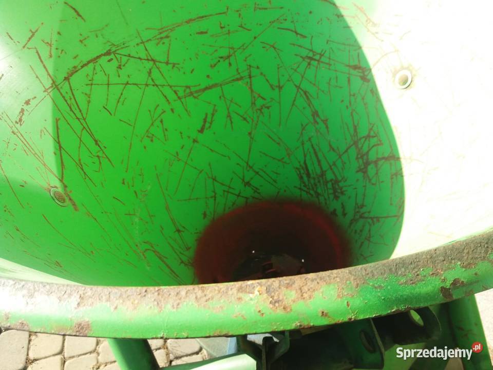 LEJ metalowy do nawozu