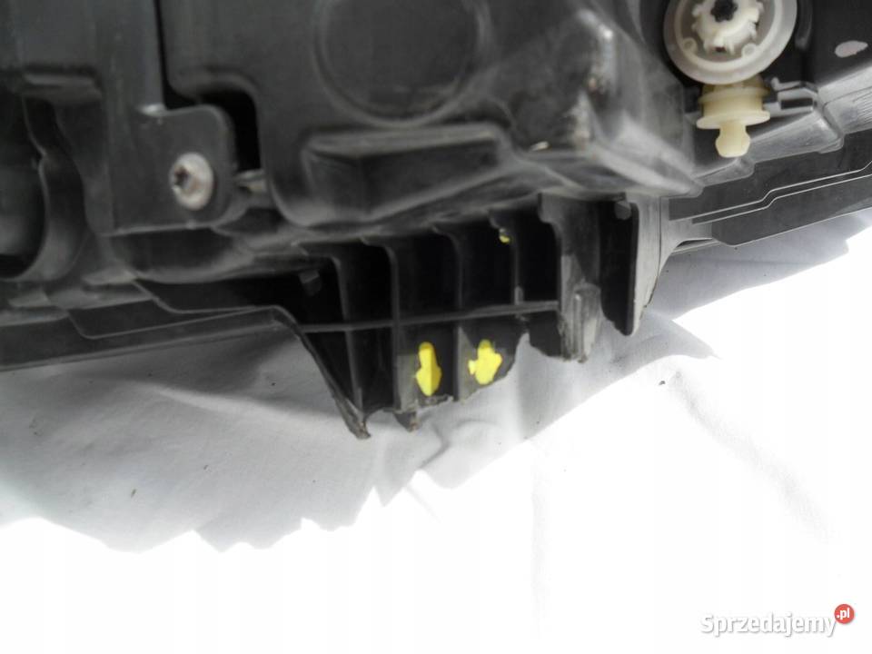 REFLEKTOR PRZÓD STRONA PRAWA VOLVO S60 osobowe Nowy Tomyśl