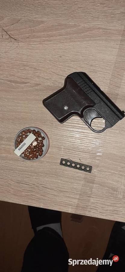Sprzedam pistolet hukowy Śrem