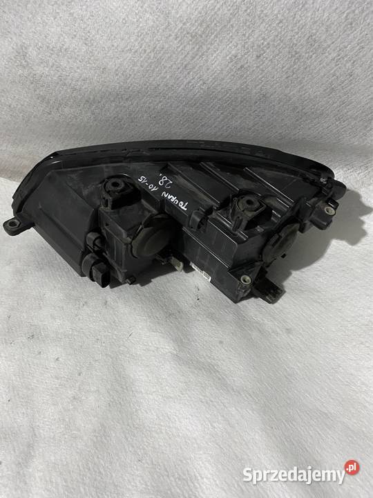 Lampa prawy przód Vw Touran 1015