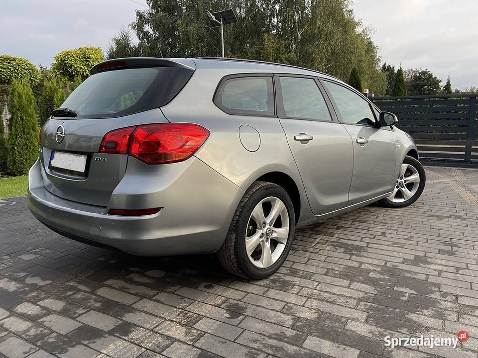 2011 Opel astra j 17 cdti 110 279000 serwis nowy mazowieckie Płock