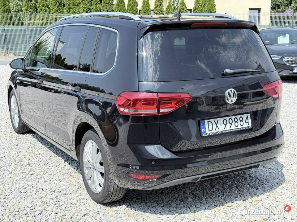 Volkswagen Touran 16TDI 110 2016r Highline ACC isofix Wrocław