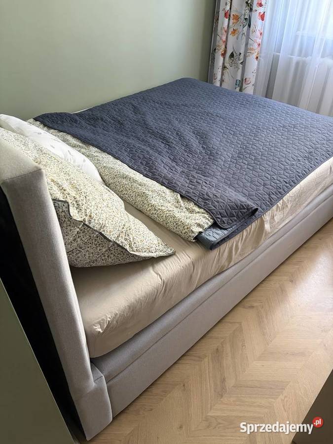 Tapicerowane łóżko kontynentalne z salonu Agata śląskie Sosnowiec sprzedam