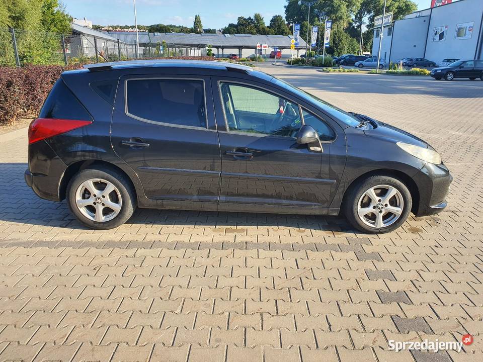 Peugeot 207sw 16hdi 109 panorama radio Lipno
