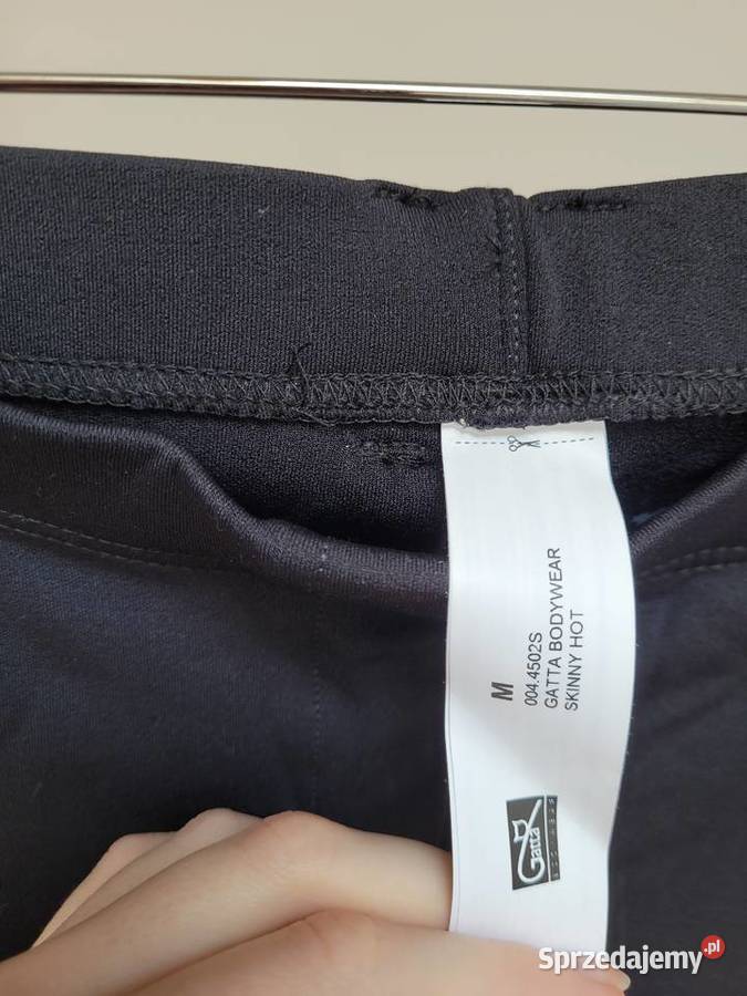 Czarne legginsy skinny hot nowe Gatta Pozostałe małopolskie Liszki