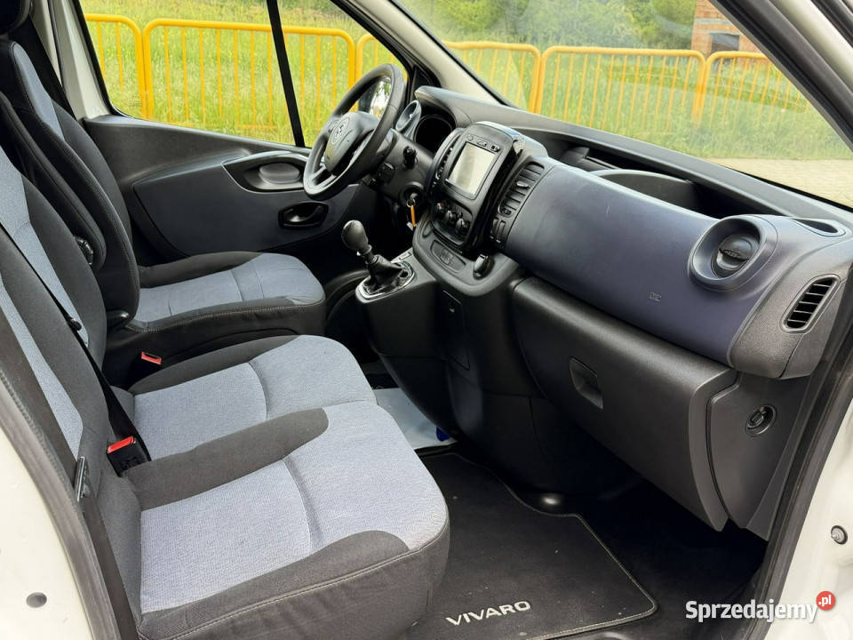 Opel Vivaro Opel Vivaro Long Maxi Doka 6osobwy Rok produkcji 2018 Gostyń