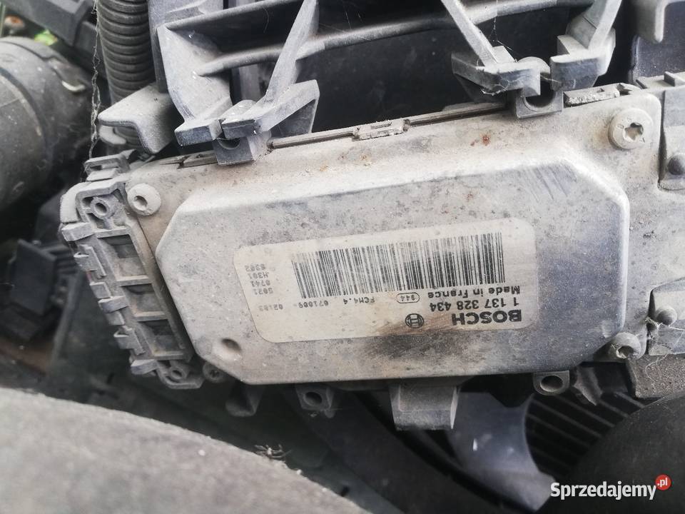 Komplet chłodnic Volvo V70 p3 24 D5 185 manual Pozostałe Zduńska Wola