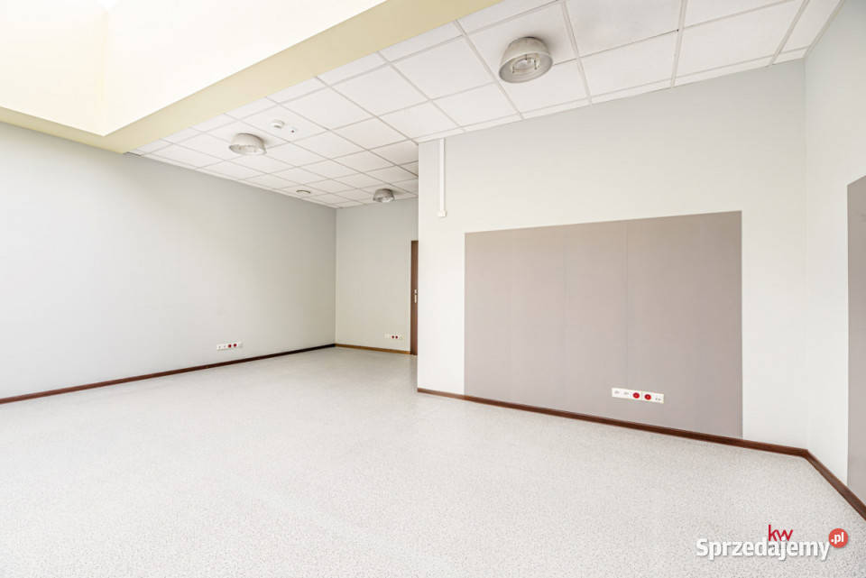 Lokal Poznań Polska 60m2 magazyn