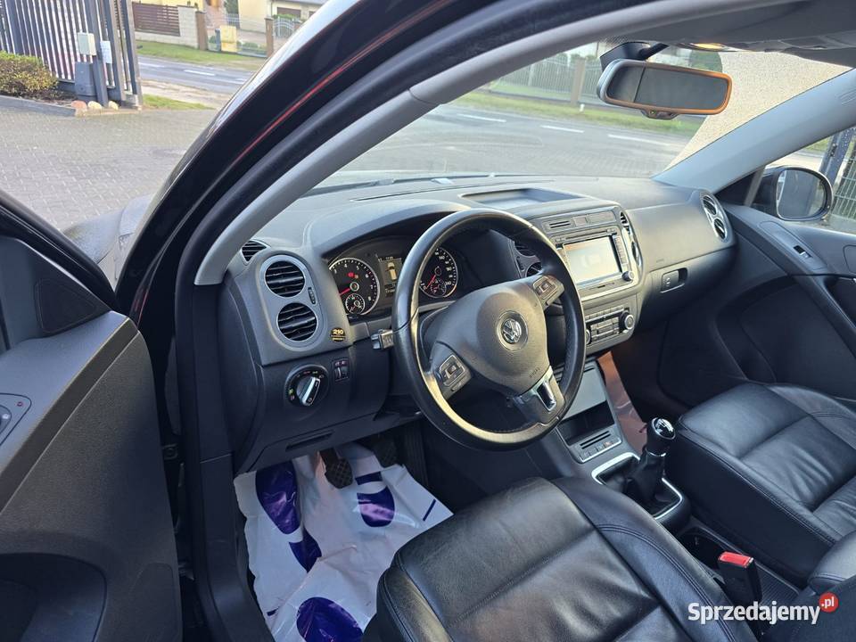 Vw Tiguan 2013 4x4 benzyna Skóra kamera wspomaganie kierownicy Pionki