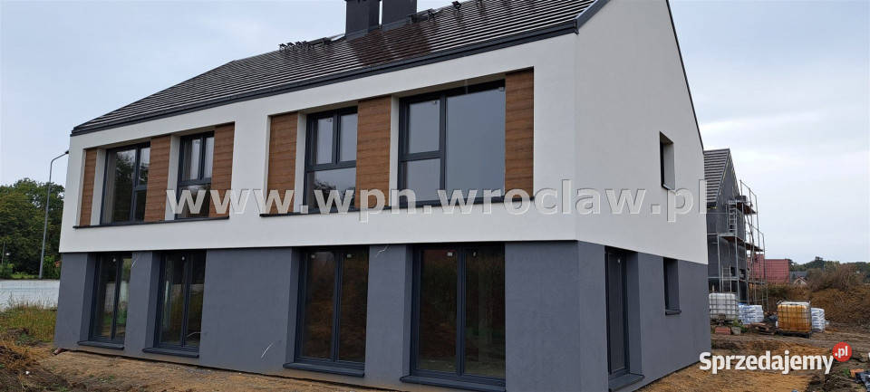 sprzedaży domu bliźniaka 105m2 Kobierzyce asfalt dolnośląskie sprzedam