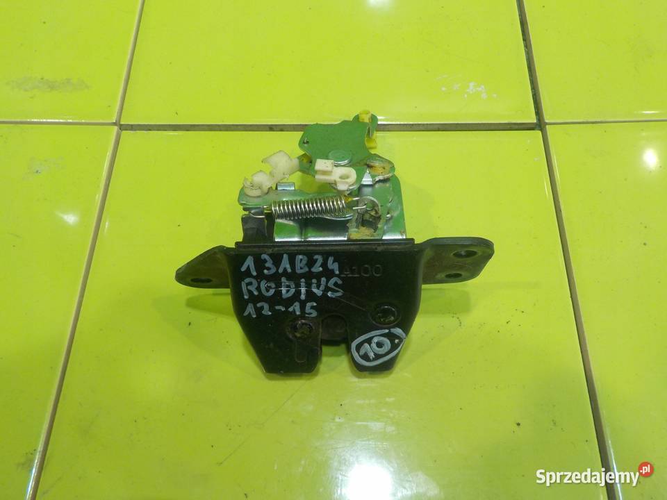 SSANGYONG RODIUS II TURISMO 14r zamek klapy tyl osobowe Suków sprzedam