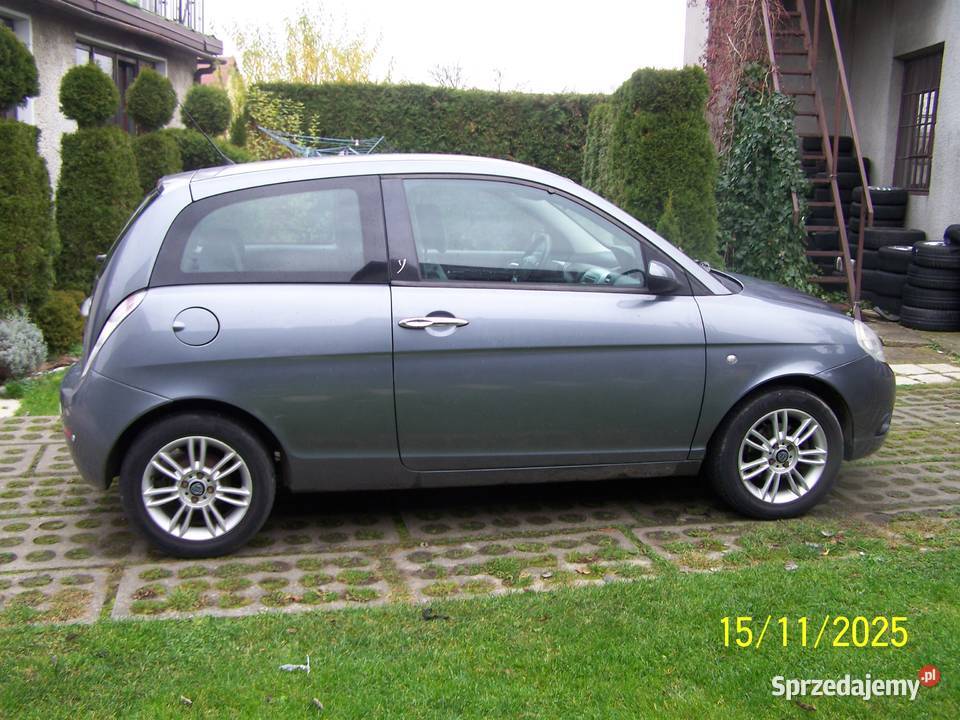 Ypsilon 12 60 liftingu GAZ klima alu okazja kupiony w Polsce Tarnów