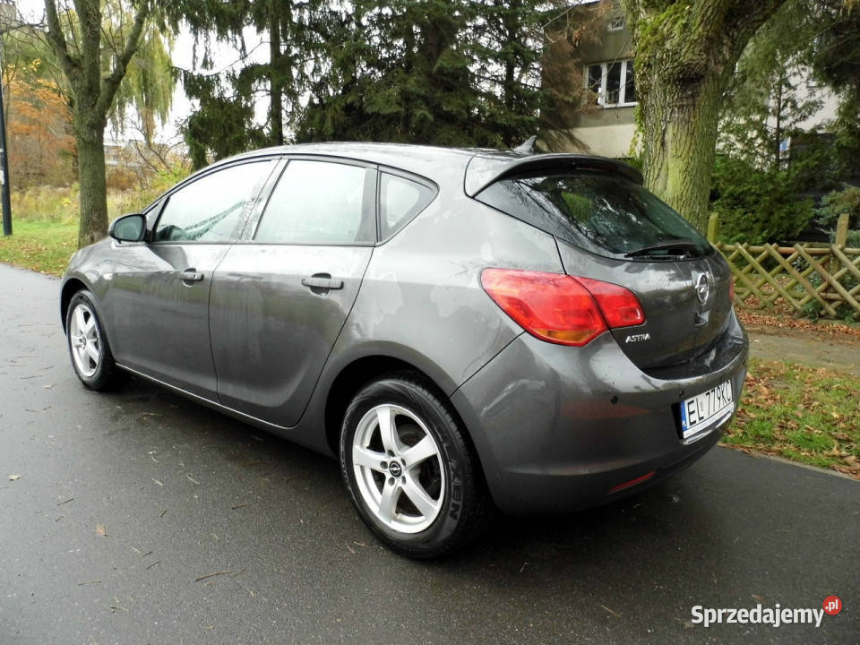Opel Astra 16 klima J 20092019 ASR (kontrola trakcji)