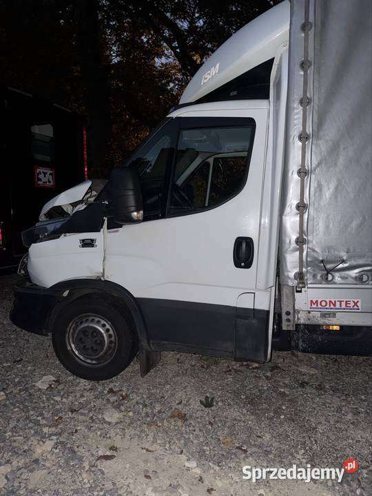 Iveco Daily 2021 uszkodzony Iveco Charsznica