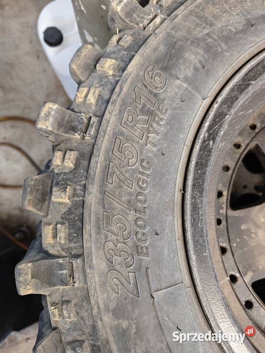 Opony 4 23575 R16 EQUIPE SIMEX 31 sprzedam