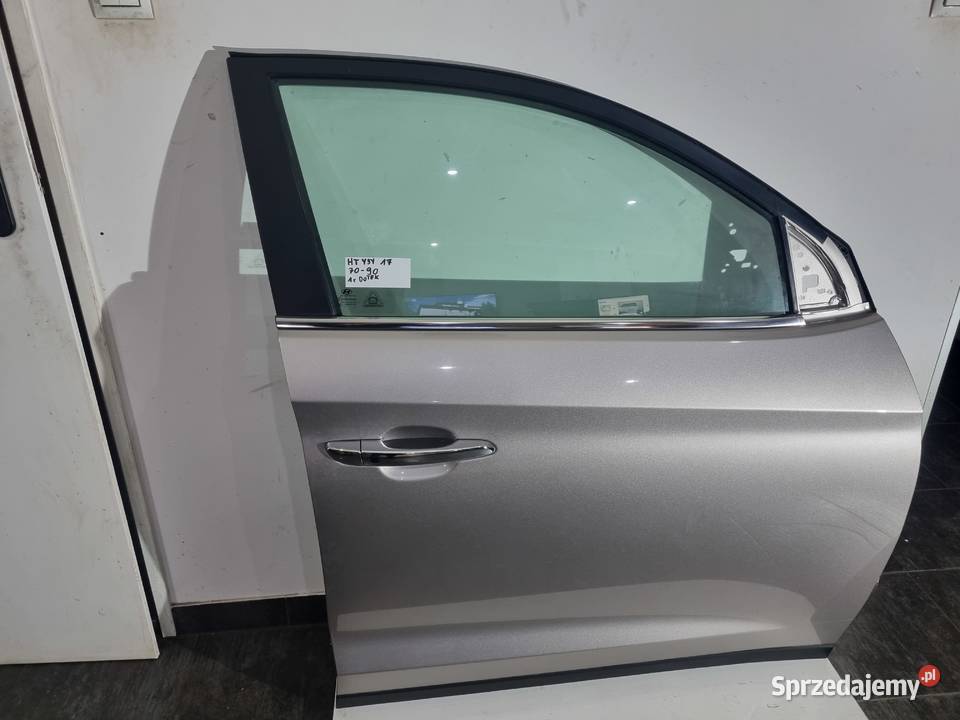 DRZWI PRAWY PRZOD Y3Y HYUNDAI TUCSON III 1520 Skierniewice