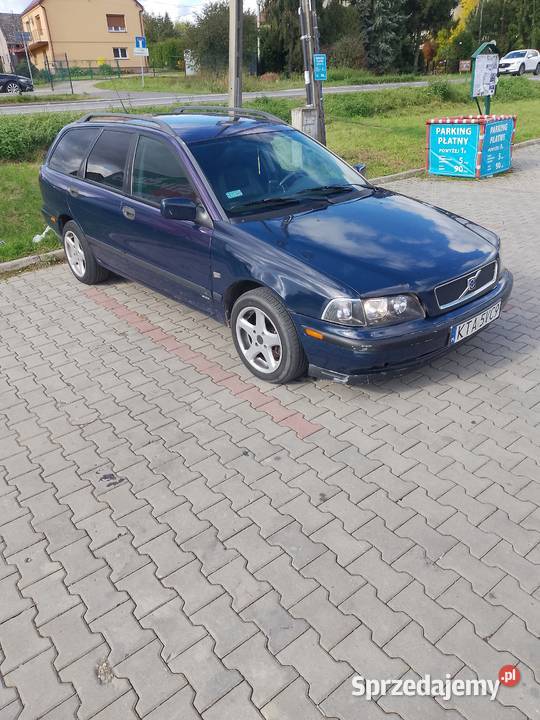 VOLVO V40 20 TURBO manualna Bochnia