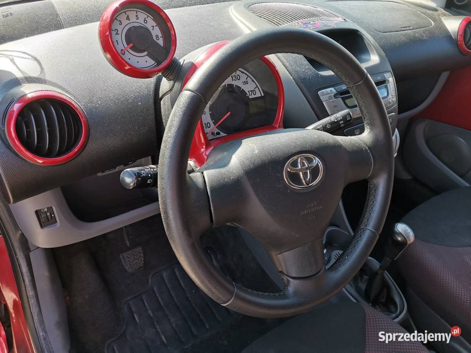 Toyota Aygo z klimatyzacja limitowana wersja benzyna Tarnów