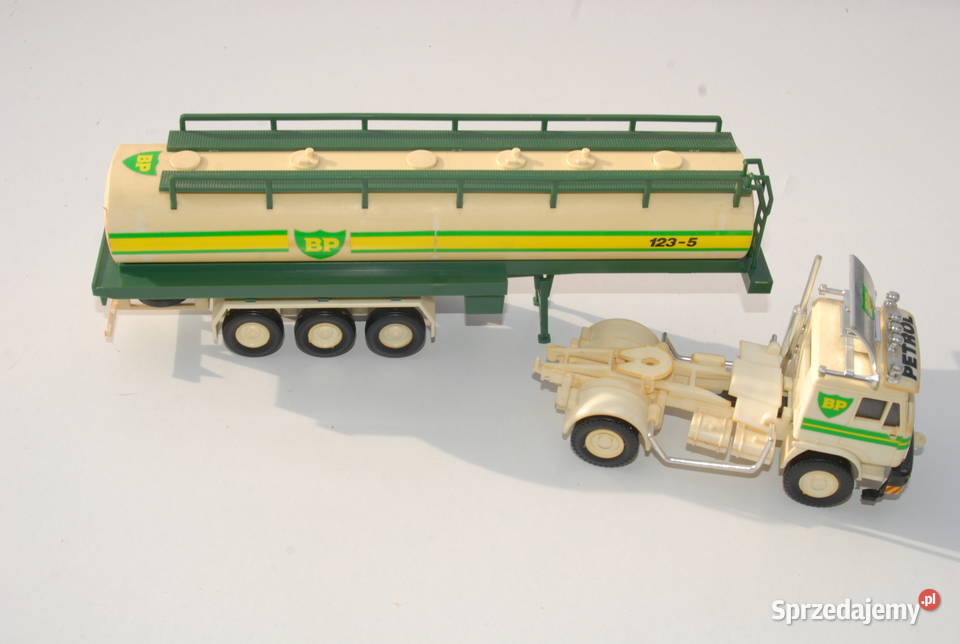 Stara Zabawka Ciężarówka Tir Cysterna BP Petrol Cieszyn