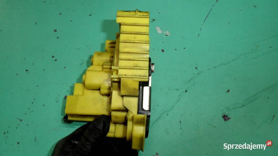 FIAT QUBO 13r zamek drzwi prawy tył X13G272PDLD