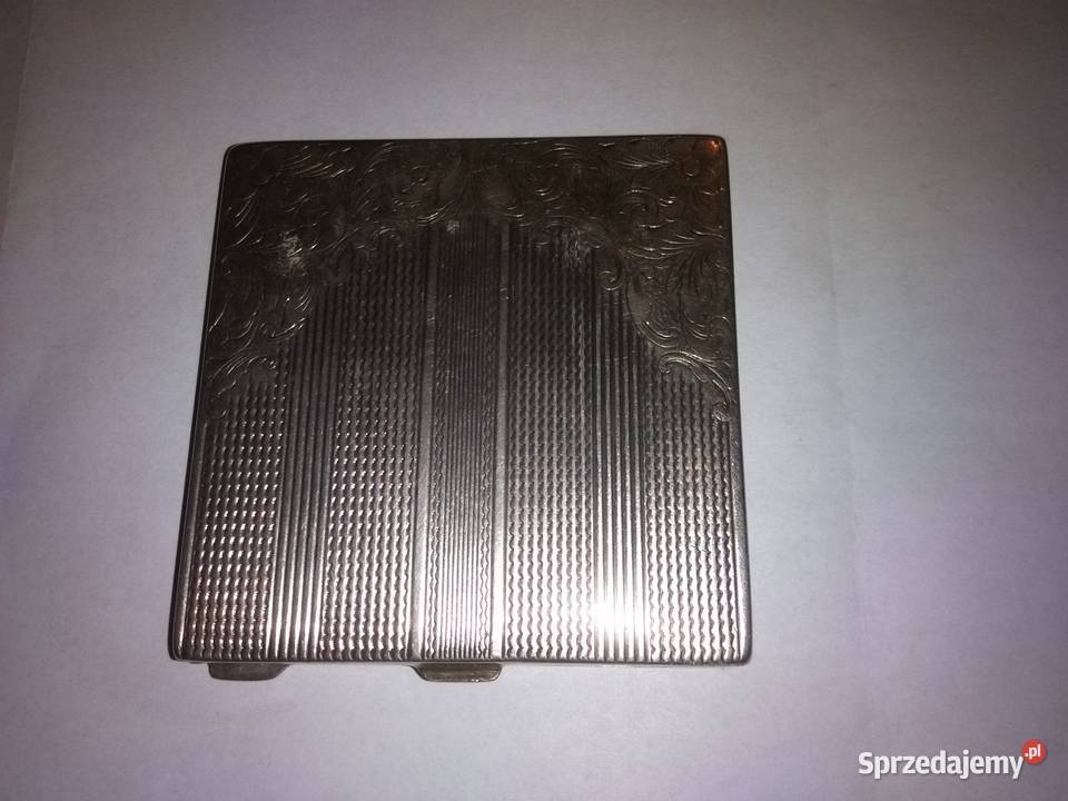 Srebrna puderniczka Katowice