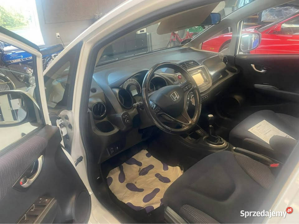 Honda Jazz III 20082014 Sadlno
