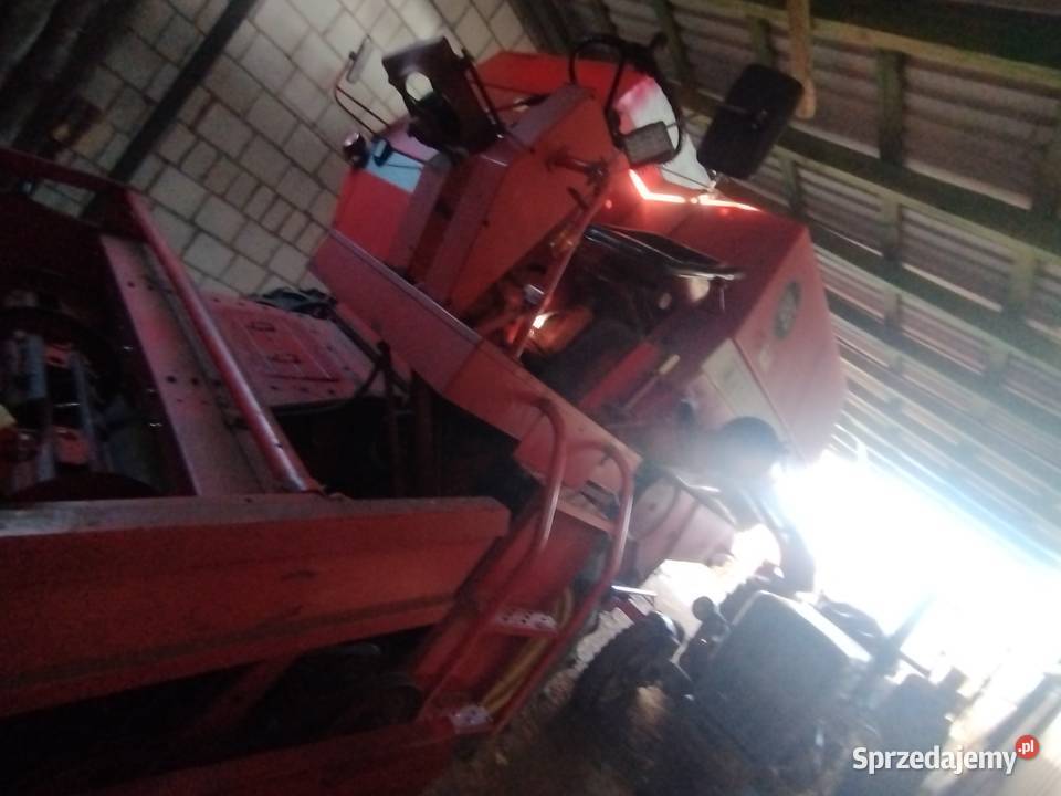 Sprzedam kombajn Massey Ferguson 186 Massey Ferguson Łomża sprzedam