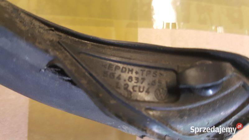 Uszczelka guma dolna drzwi Golf VII Octavia III