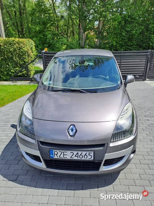 Sprzedam Renault Scenic III z 2011 roku nieuszkodzony Stobierna sprzedam