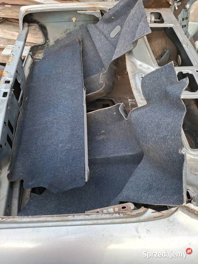 Sprzedam boczki bagażnika tylną ścianę grodziową Nowa Sól sprzedam
