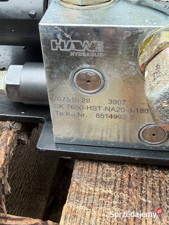 Rozdzielacz hydrauliczny trzysekcyjny HAWE SK Antonie