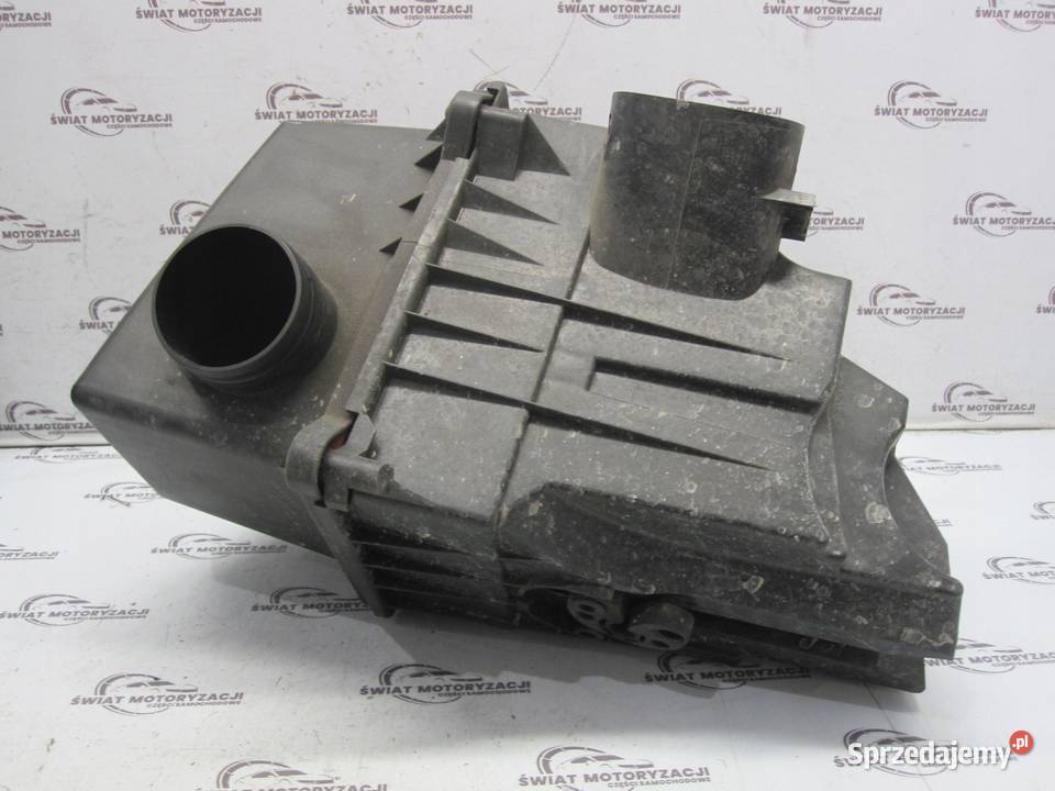 SKODA FABIA II 10r obudowa filtra powietrza osobowe