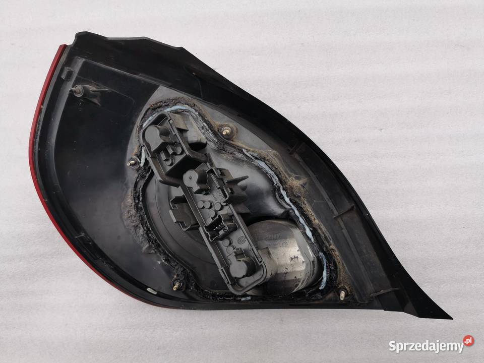 Lampa Prawy Tył Tylna Prawa Nissan Almera N16 Wyszków