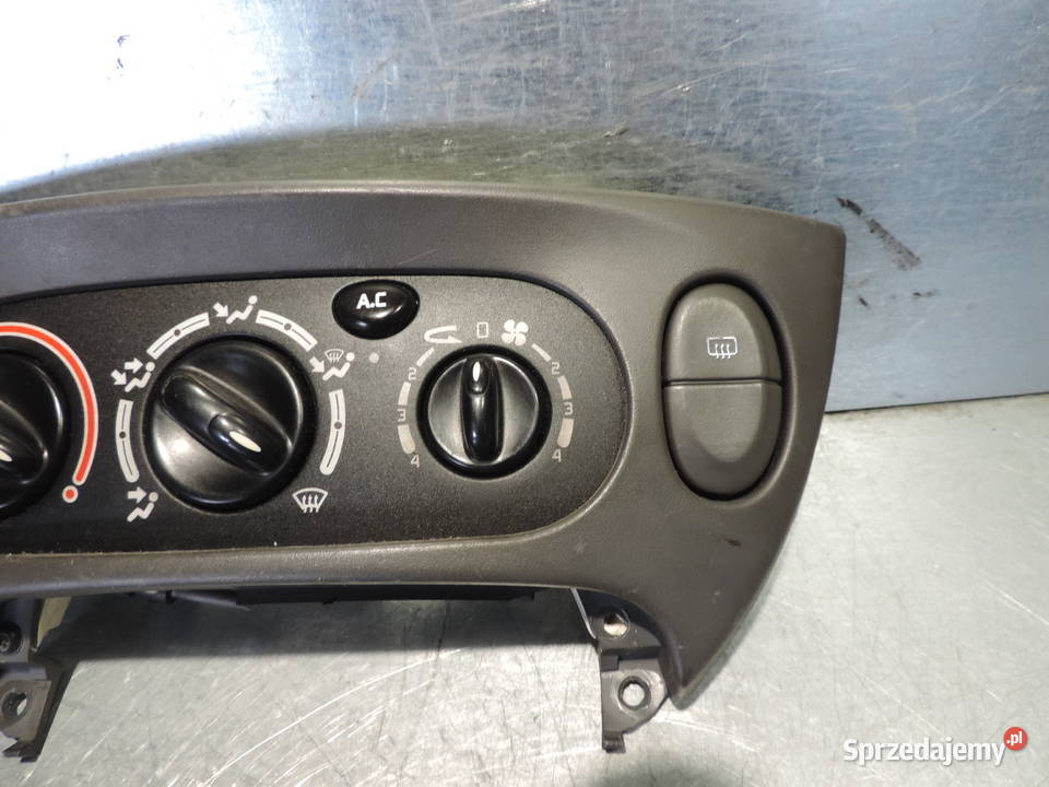 PANEL NAWIEWU 663212P Renault Scenic 1 FL Części samochodowe Nowy Sącz