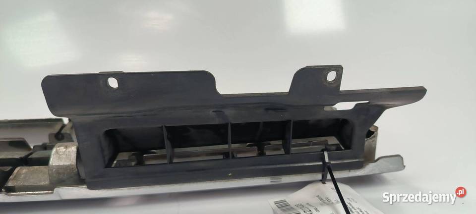 GRILL ATRAPA MITSHUBISHI PAJERO MB645720 Lipno sprzedam