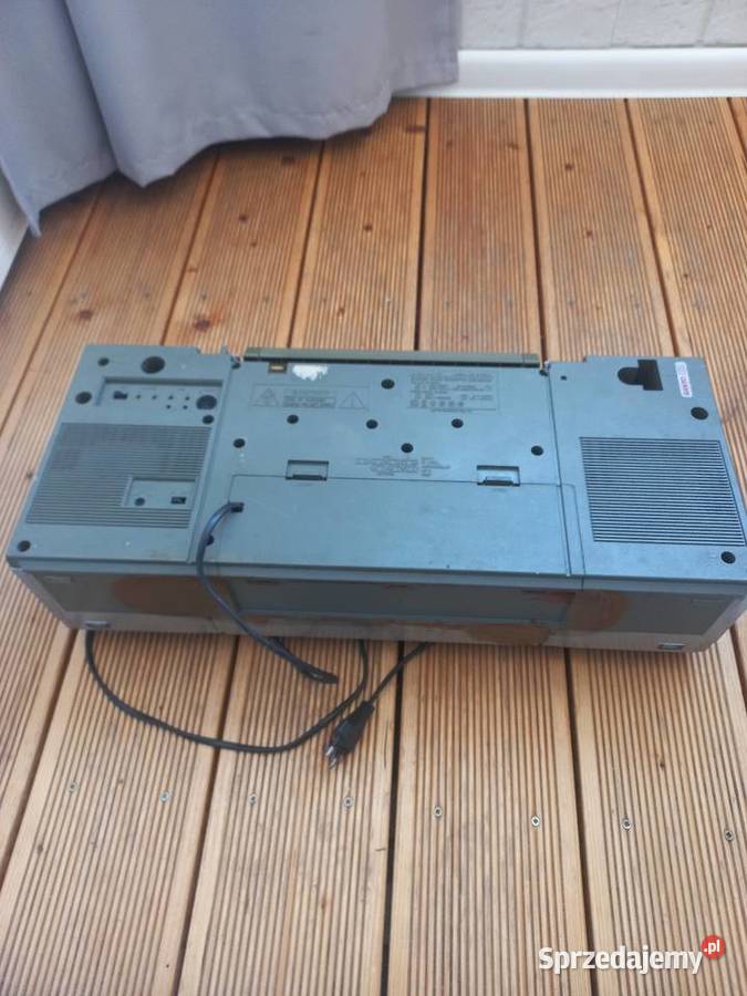 Sanyo radiomagnetofon uszkodzony sprzedam