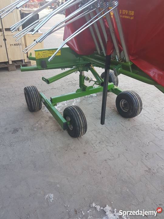 Zgrabiarka karuzelowa ARMASZ Nowa Dostwa kraj Krosno