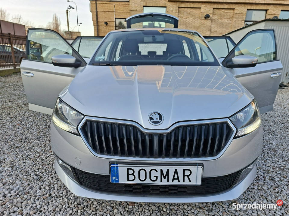 koda Fabia Kombi Salon Polska III 2014 światła LED Fabia Warszawa