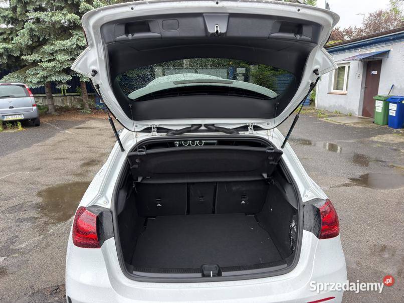 MERCEDESBENZ A 200 2024 133200 ccm 163 Warszawa