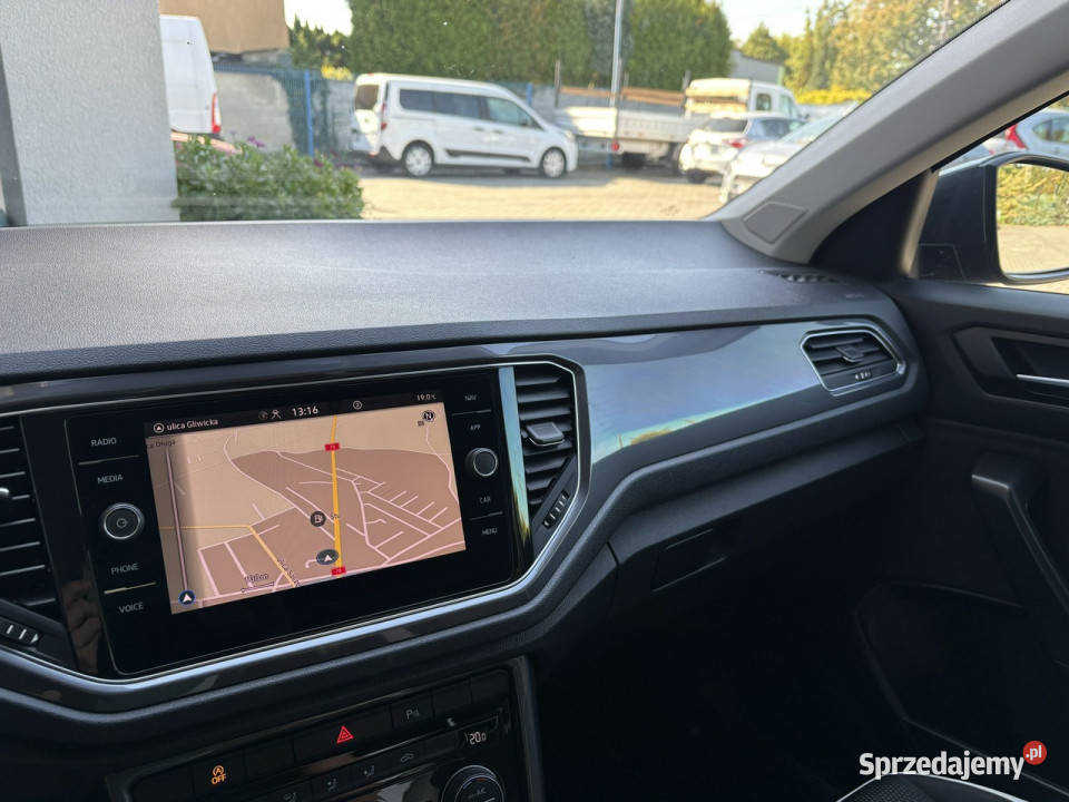 Volkswagen TRoc 15 150 KameraNawi Pół skóry światła przeciwmgielne śląskie Tarnowskie Góry sprzedam