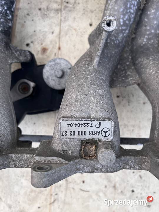 Kolektor ssący Mercedes om613 32Cdi Rok produkcji 2001 Michałów