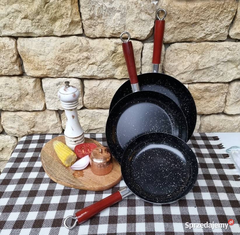 89 Patelnie stalowe 3 sztuki śląskie