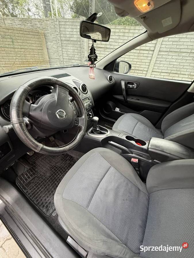 Nissan Qashqai 16 benzyna 2009r Wronki