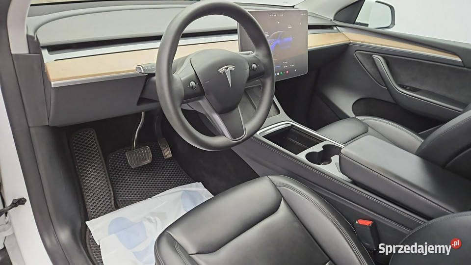 Tesla Y Long Range AWD Z Polskiego Salonu serwisowany w ASO Warszawa sprzedam