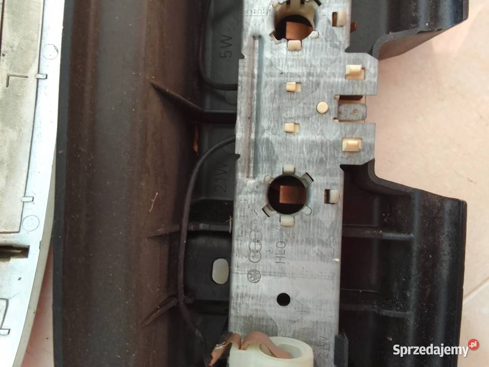 NSU RO 80 piękna lampa tylna 1975 Oświetlenie łódzkie Wieluń sprzedam