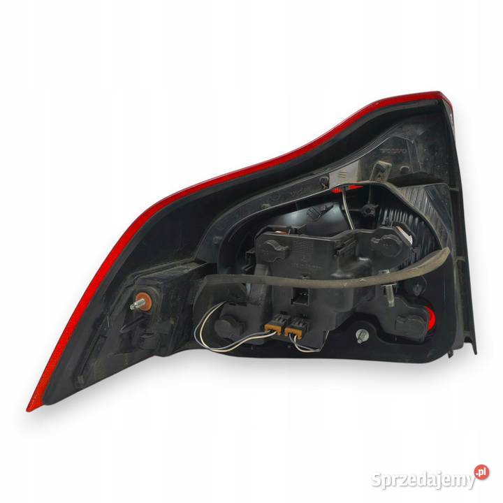 LAMPA PRAWA Volvo S80 II 20062009 prawy tył Lampy tylne Chełm