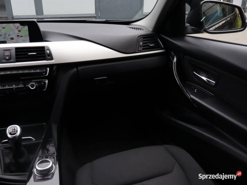 BMW 3 318 d xDrive 110KM Katowice