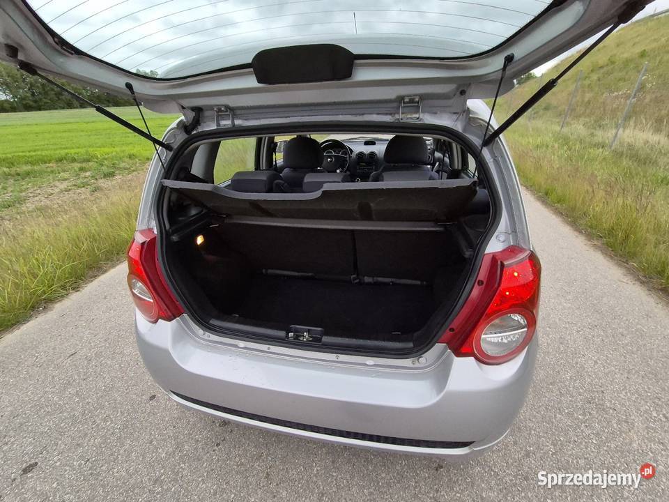 Chevrolet Aveo 14 benzyna 90 5 drzwi KLIMA srebrny Kock