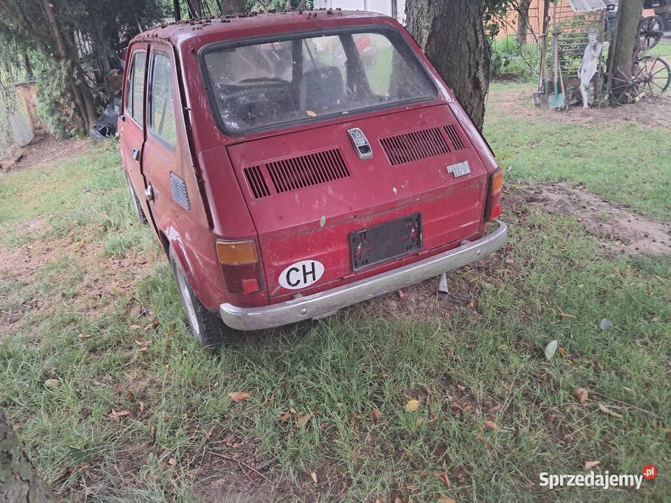 Fiat 126p czerwony